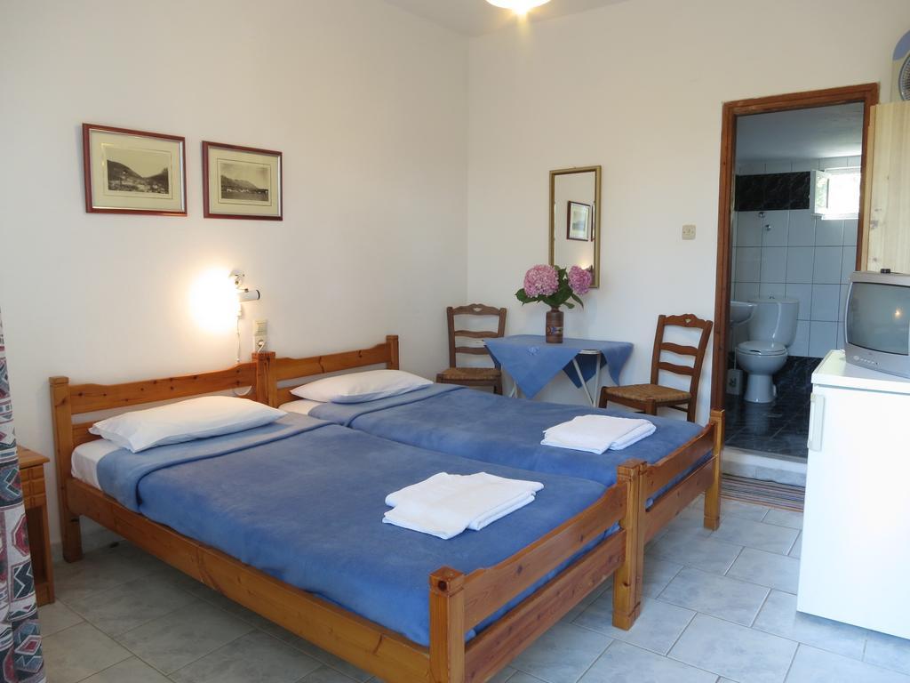 Panagiotis Apostoloudias Rooms Therma  Ruang foto