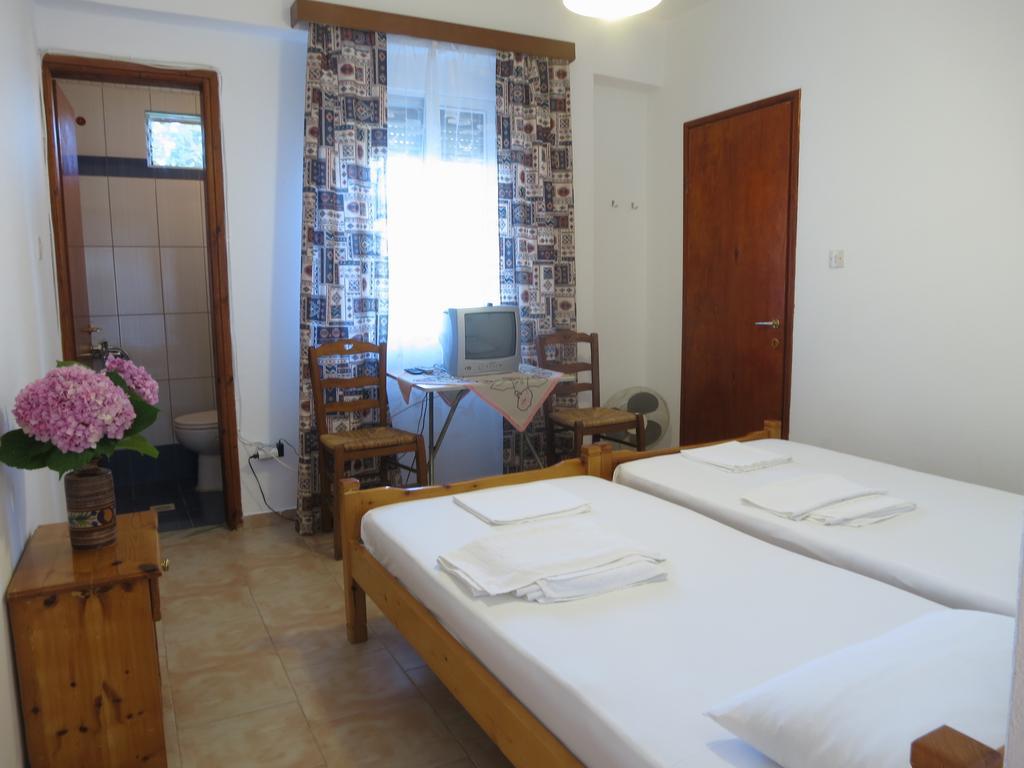 Panagiotis Apostoloudias Rooms Therma  Ruang foto